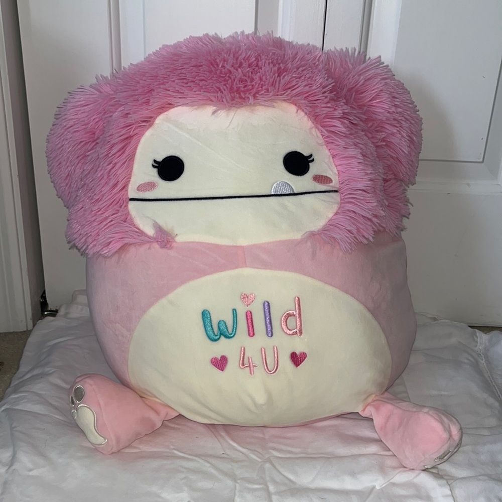 Original Bigfoot squishmallow!